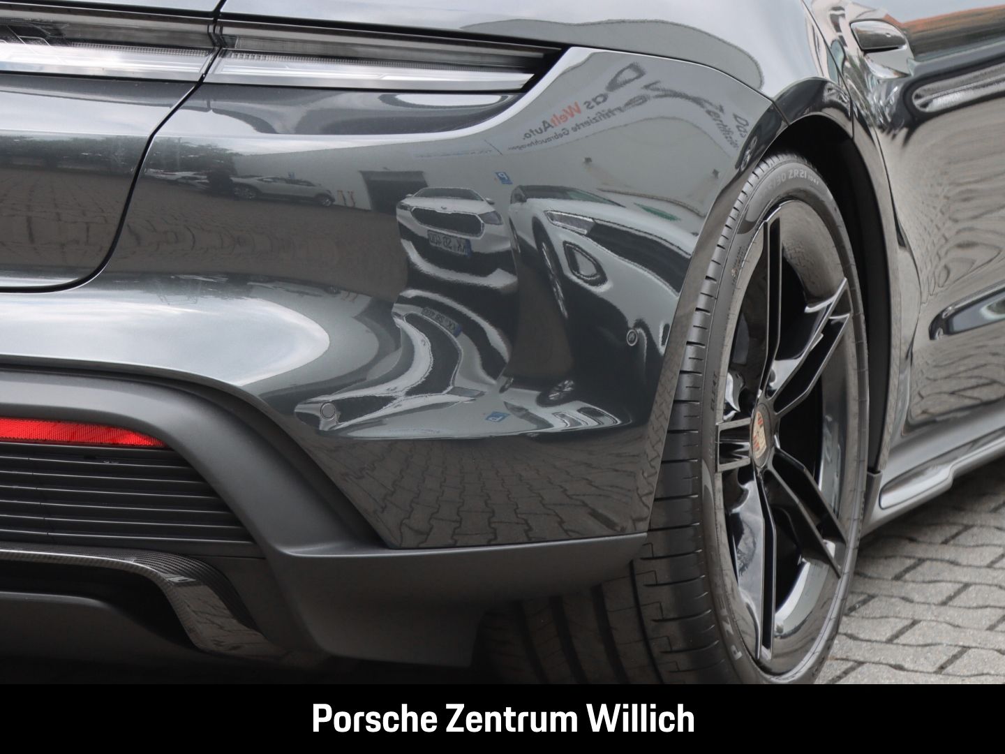 Porsche Taycan 4S Sport Turismo Burmester InnoDrive LED