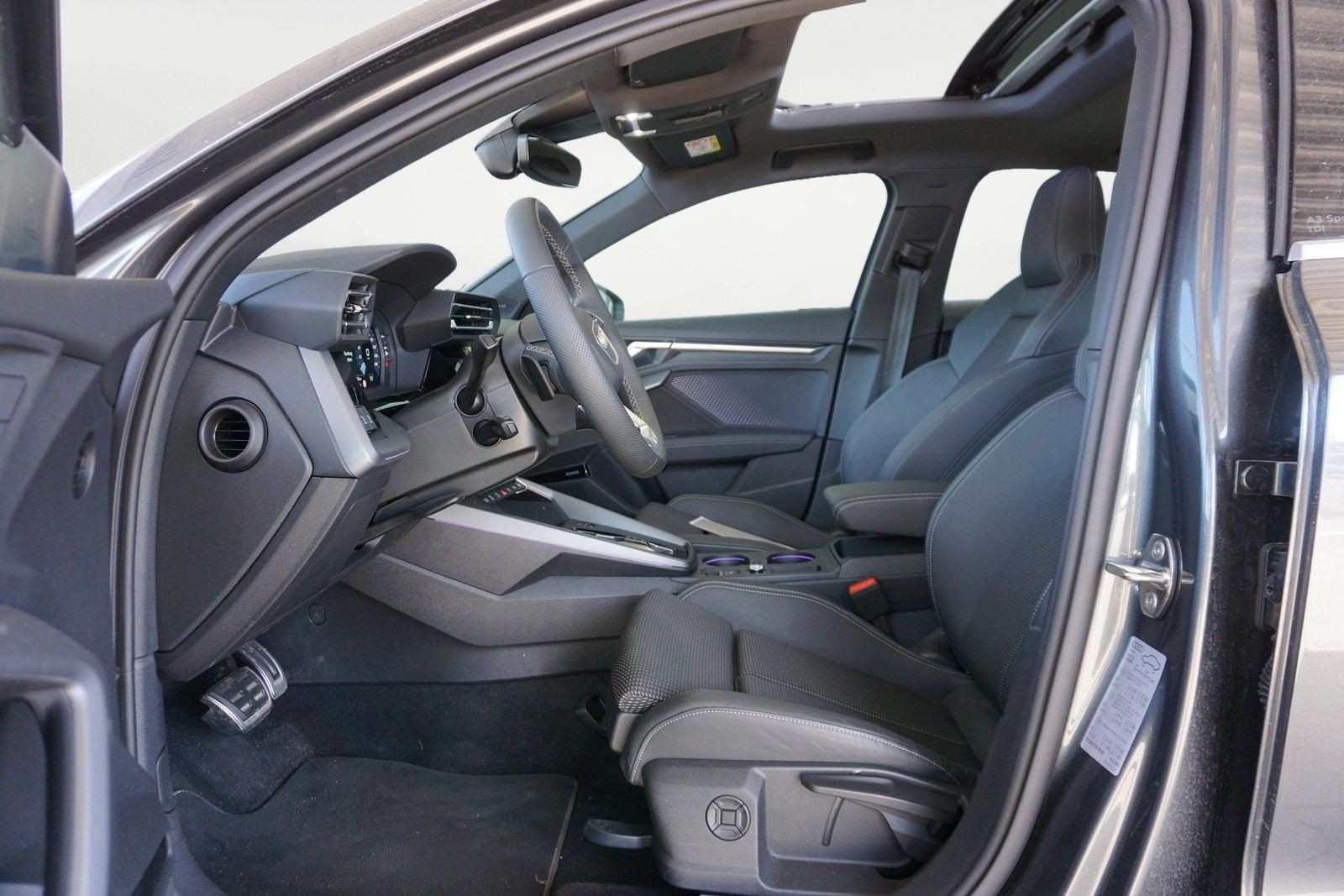Audi A3 Sportback 35 TDI S line - Samsaru's Car Outlet