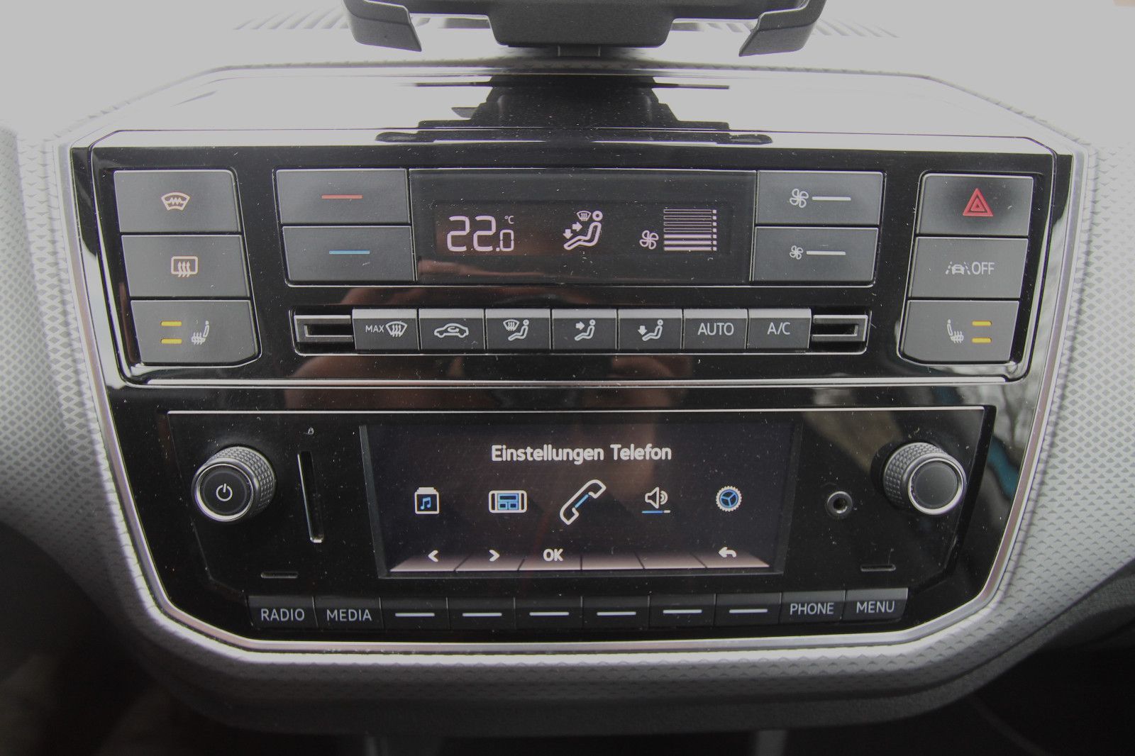 Volkswagen up! e-up! Active - Samsaru's Car Outlet