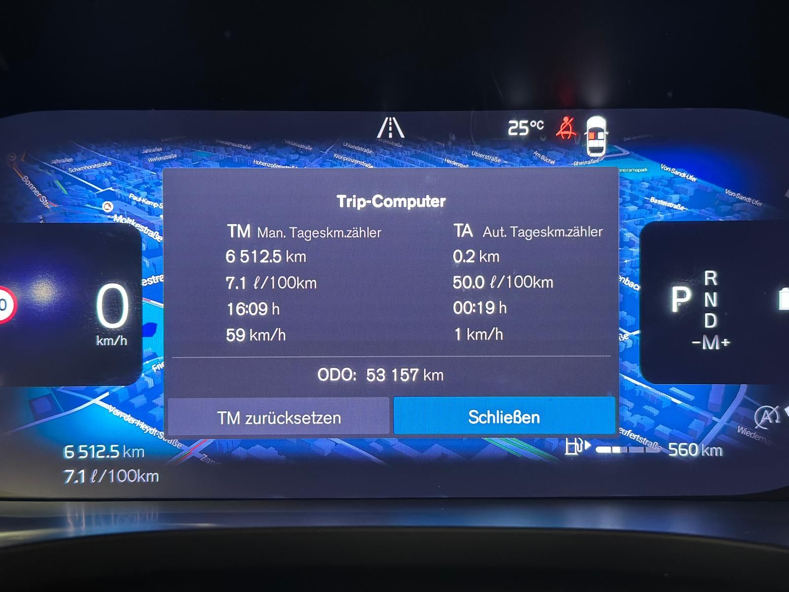 Volvo XC60 B4D AWD PLUS DARK VLED ACC HK 4xSHZ DRIV-AS