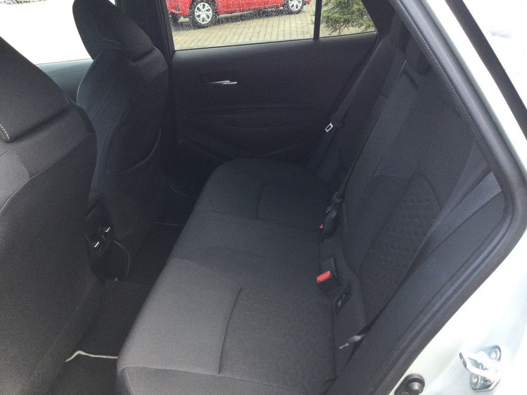 Toyota Corolla Touring Sports 2.0 Hybrid Team D ACC LED