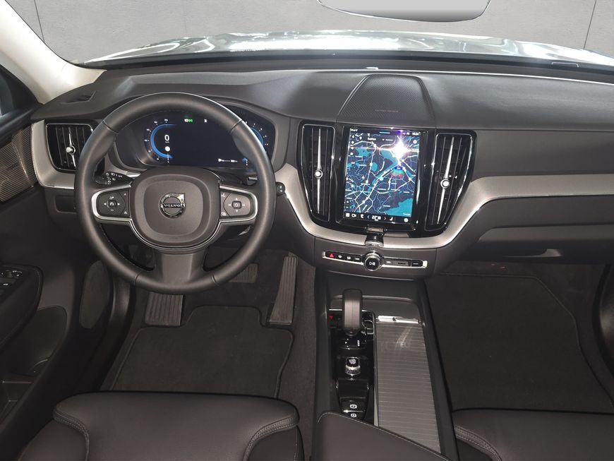 Volvo XC60 B5 B AWD Core