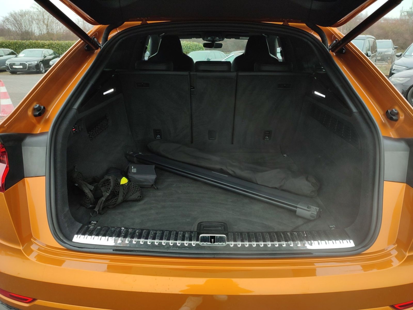 Audi RS Q8 4.0 TFSI quattro*Matrix*B&O*HeadUp*Standhe