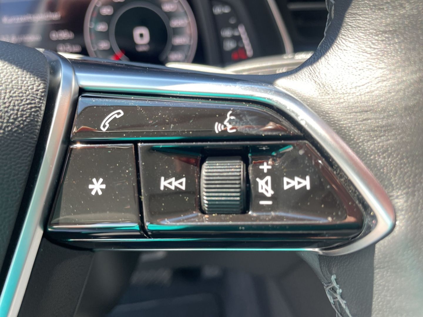 Audi A6 Avant 40 TDI S-Line qu Matrix B&O HuD Kamera