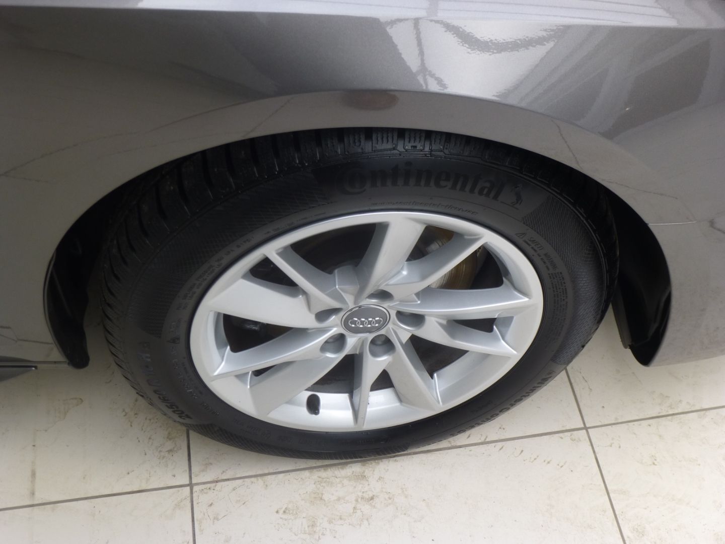 Audi A4 Avant 30 TDI advanced - Samsaru's Car Outlet
