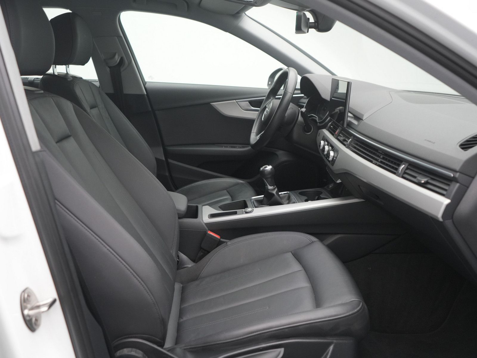 Audi A4 Avant - Samsaru's Car Outlet