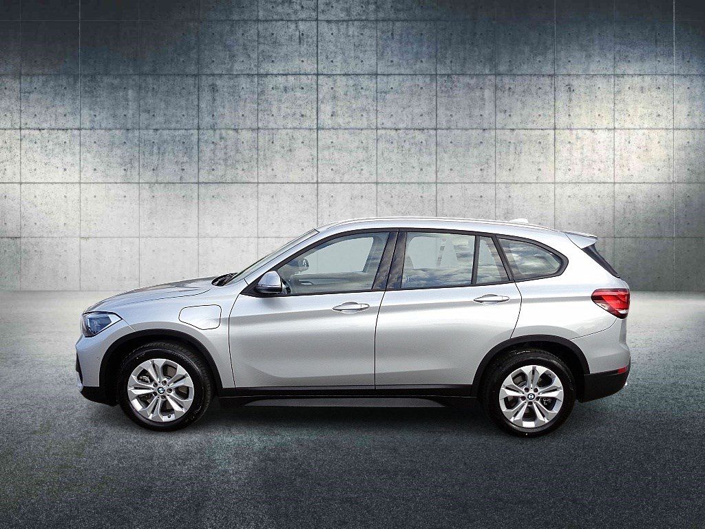 BMW X1 xDrive25e Navi-Plus - Samsaru's Car Outlet