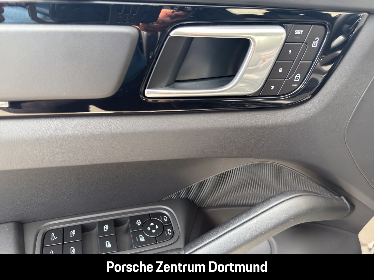 Porsche Cayenne GTS HA-Lenkung InnoDrive LED-Matrix BOSE