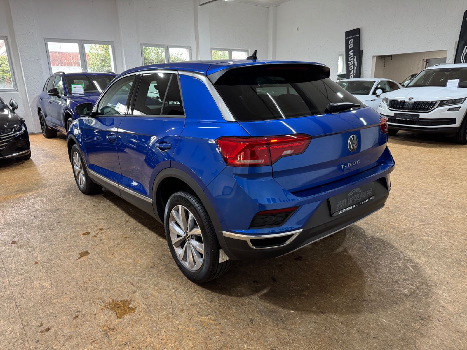 Volkswagen T-Roc Style 2.0 TDI DSG - Samsaru's Car Outlet