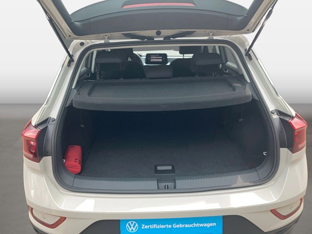 Volkswagen T-Roc Life 1.5 TSI DSG - Samsaru's Car Outlet