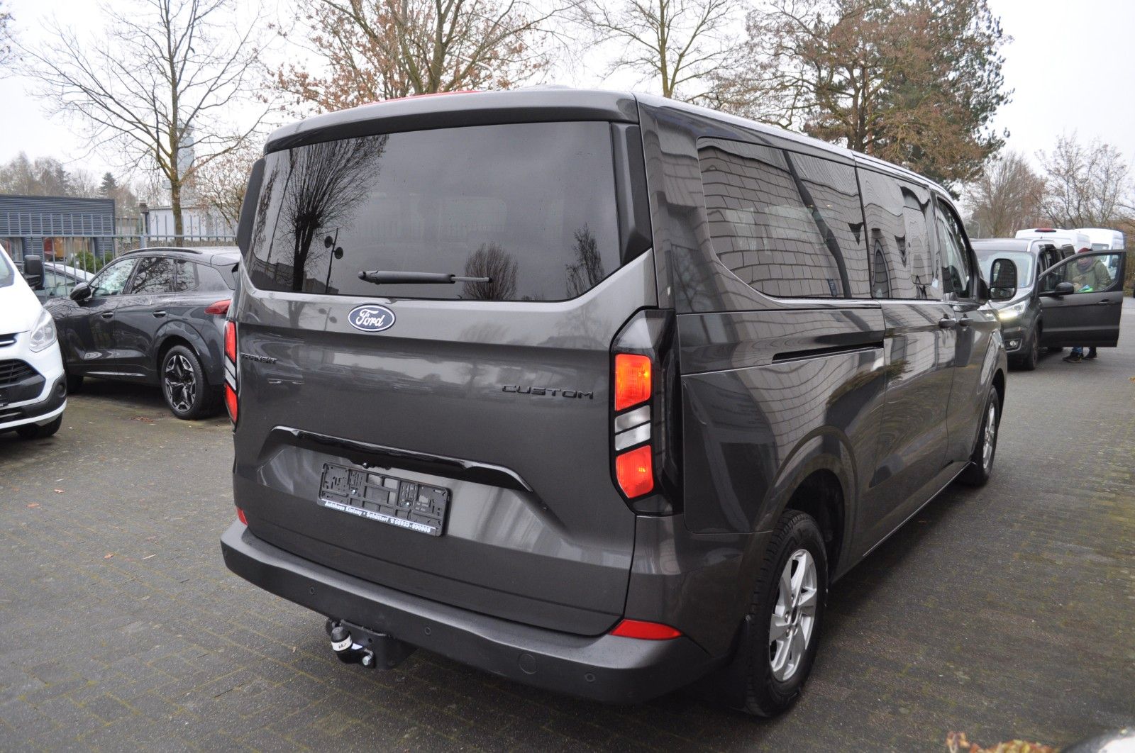 Ford Transit Custom Kombi 320 L2 FWD TREND/AUT/ALU