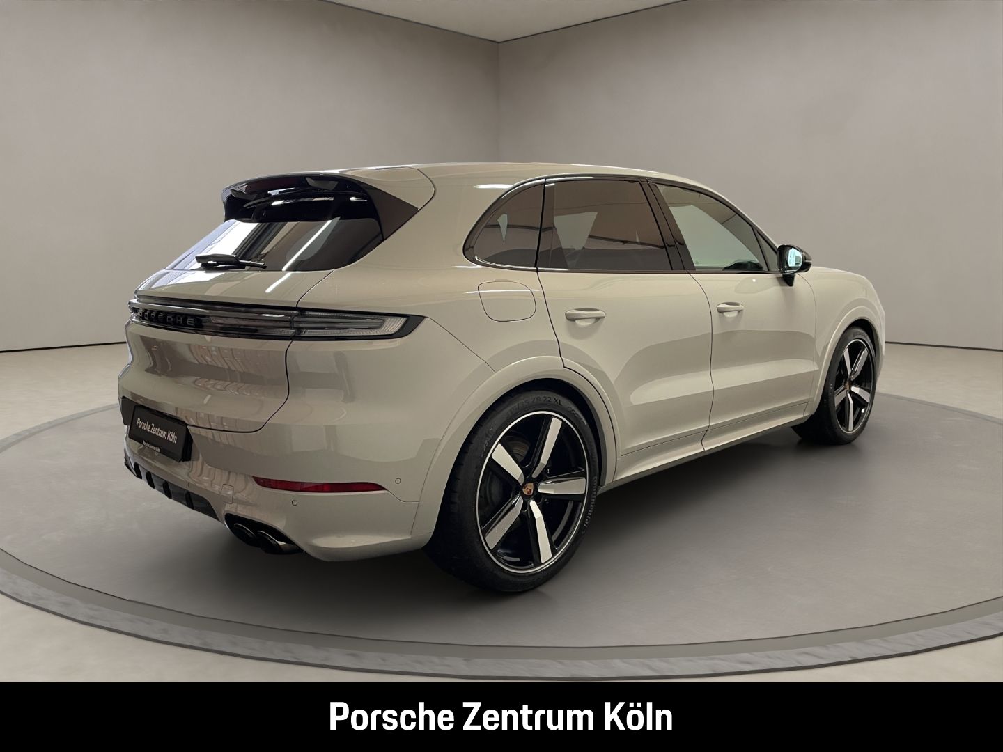 Porsche Cayenne GTS Carbon-Deisgn Sportabgas LED-Matrix