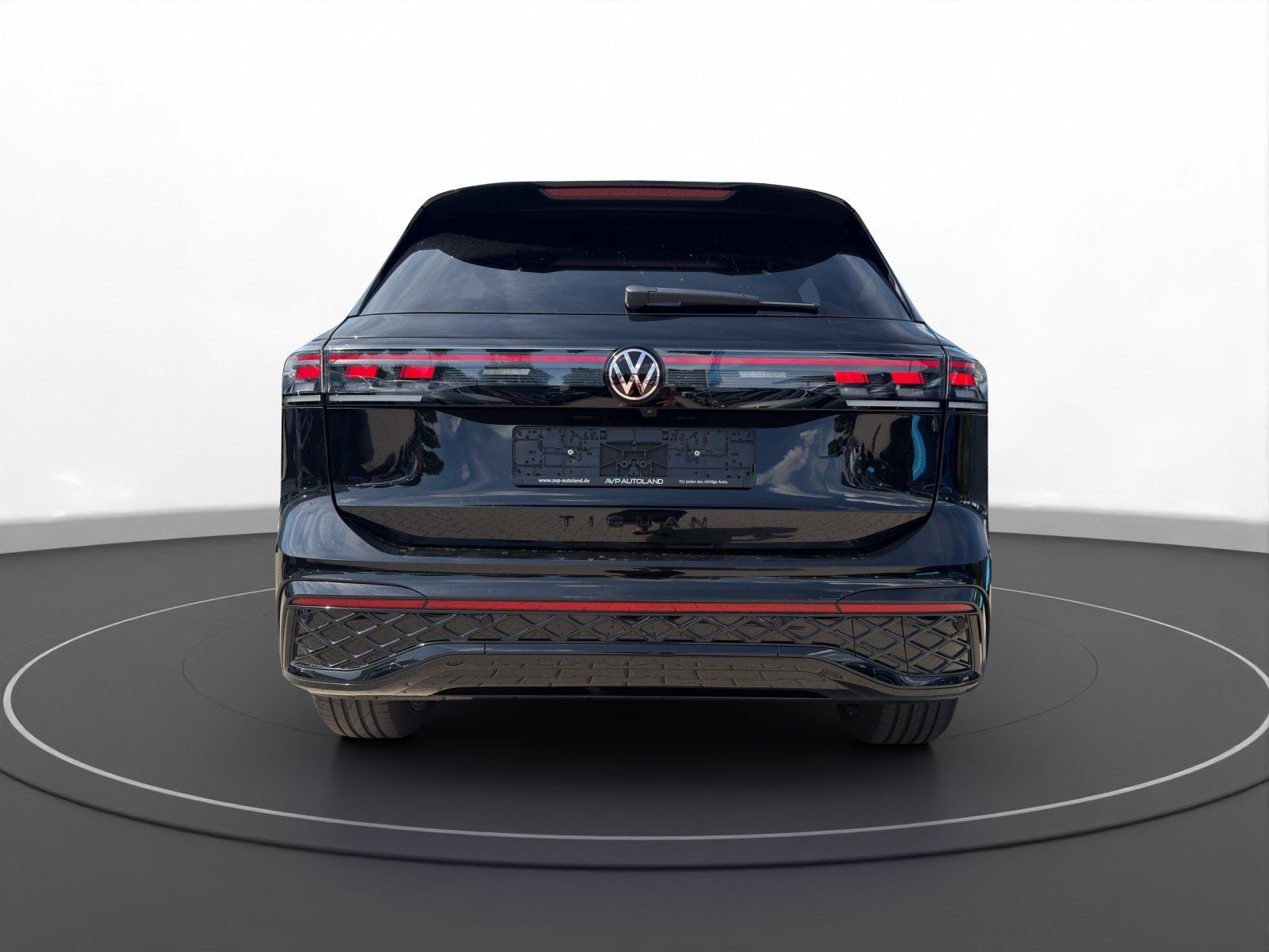Volkswagen Tiguan 2.0 TDI DSG 4MOTION R-Line | PANO |