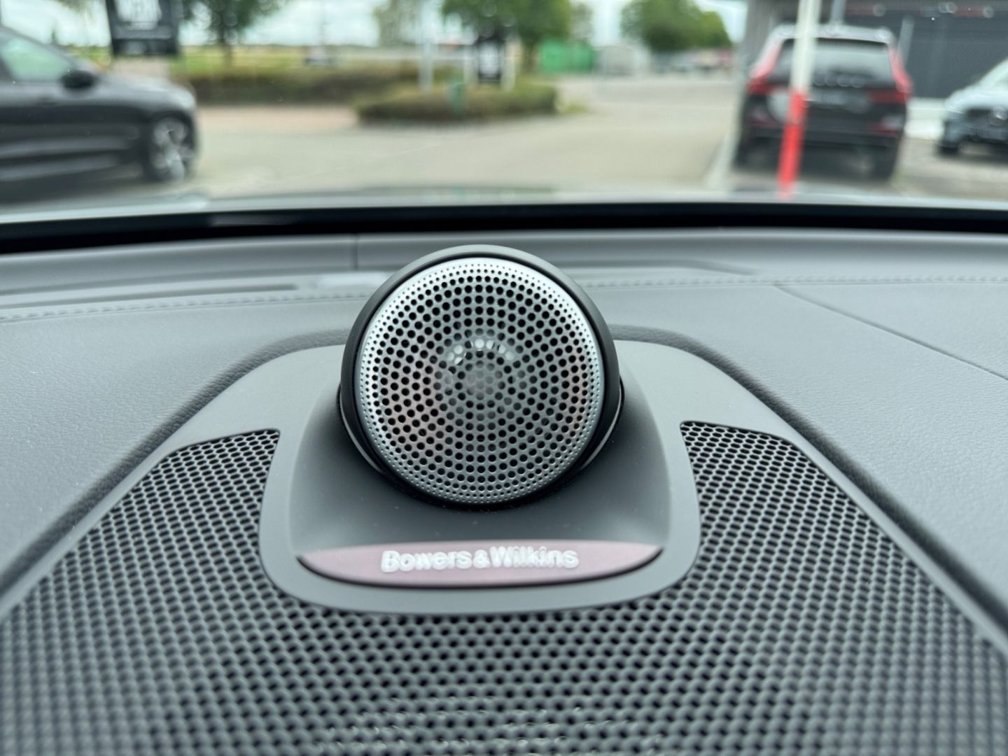 Volvo XC60 Ultimate Dark T8 AWD Bowers&Wilkins Luftfah