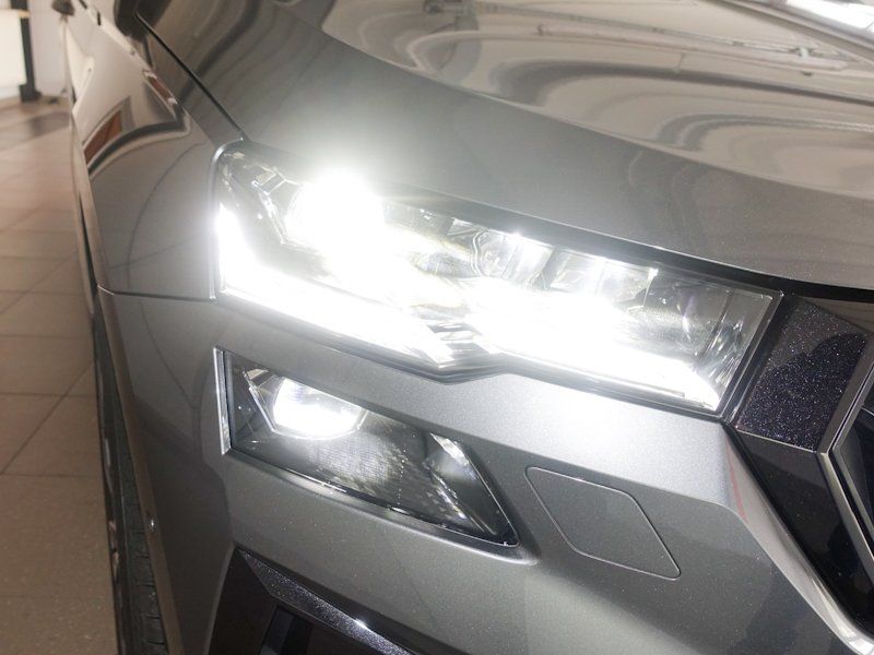 Skoda Karoq 1.5 TSI DSG Sportline *5 Jahre Garantie bi