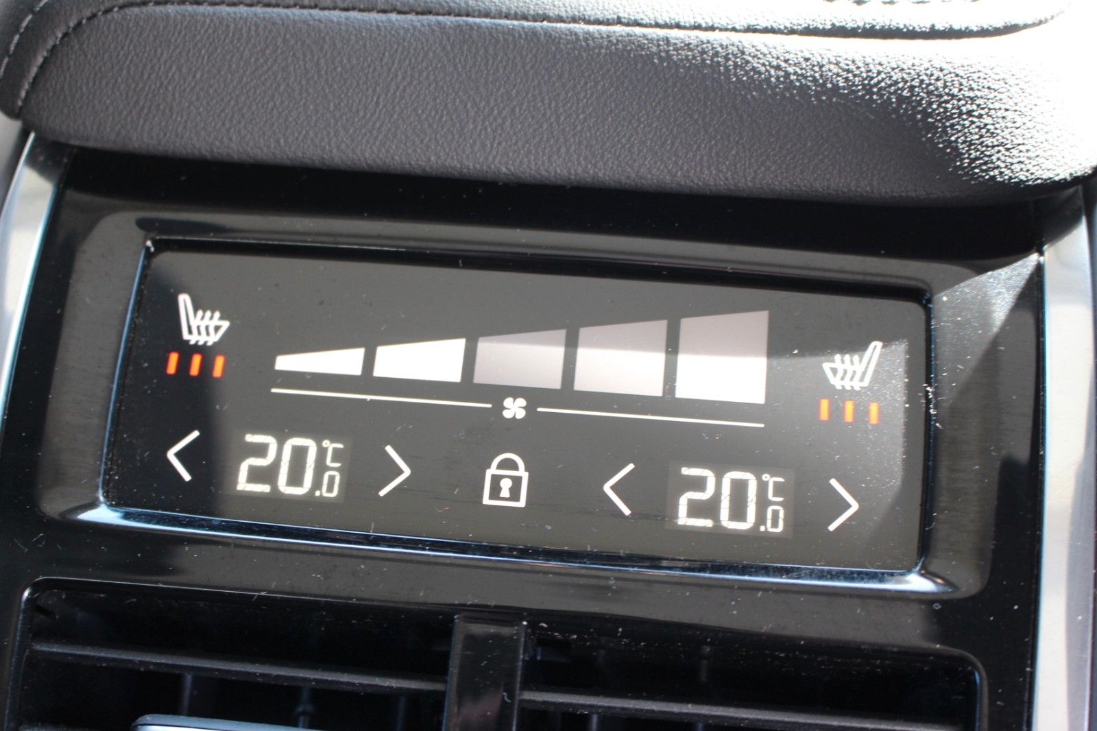 Volvo S60 B5 Benzin Ultimate Dark AWD +harman+ACC+HUD+