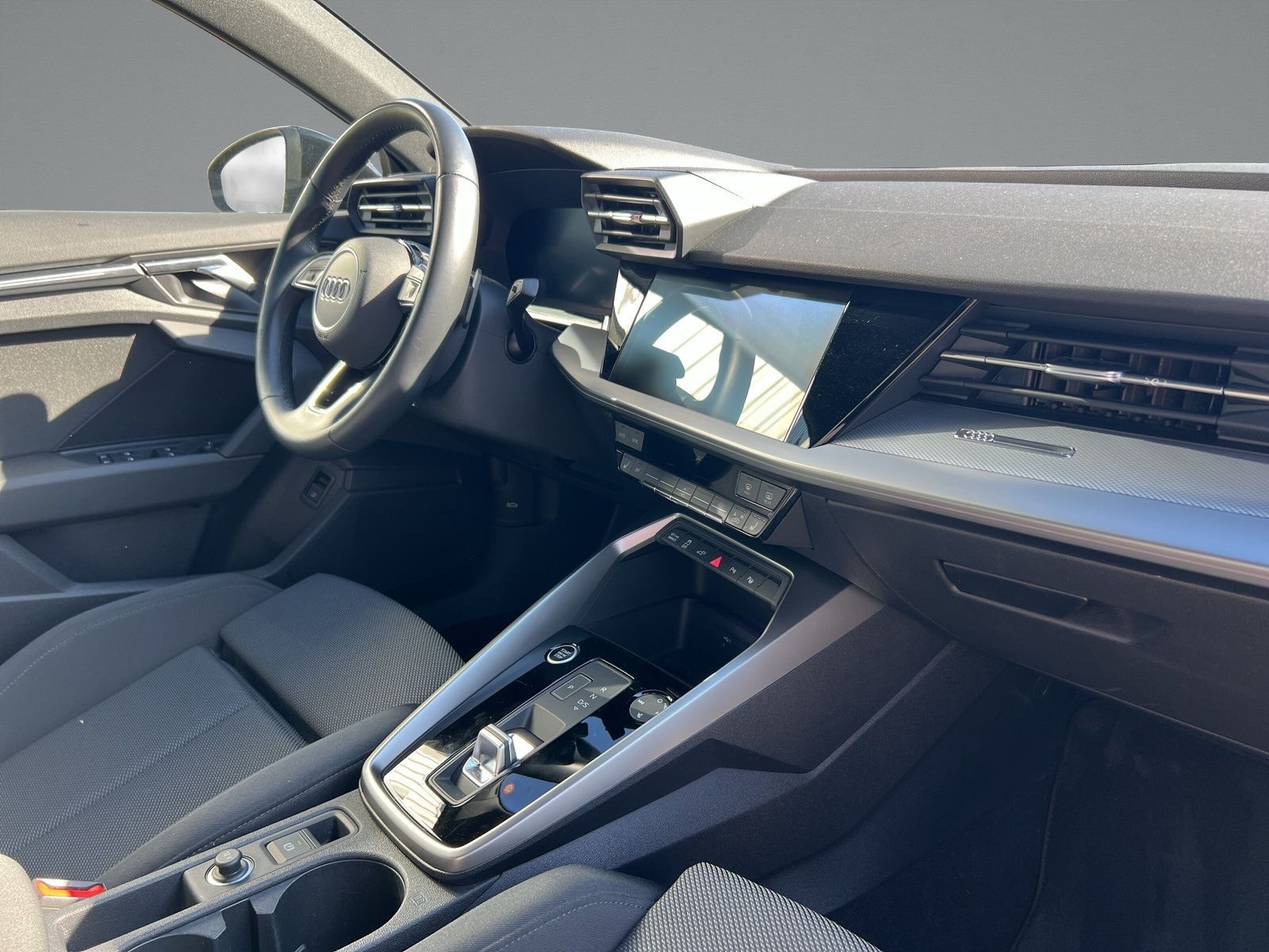 Audi A3 Sportback 40 TFSI e-tron S-LINE+LED+NAVI+AHK