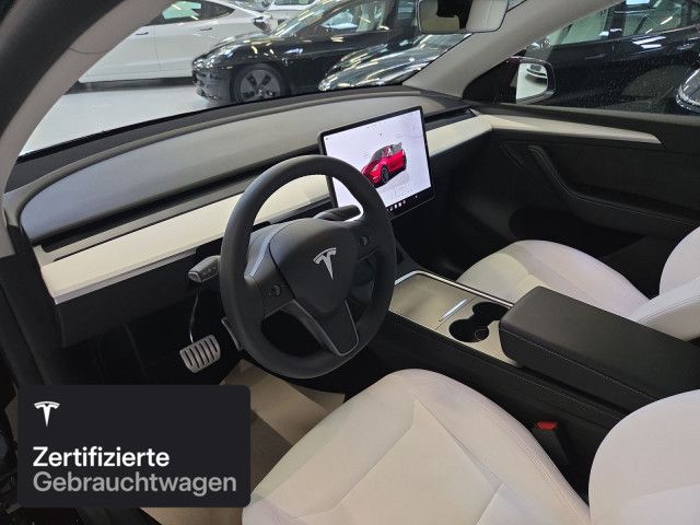 Tesla Model Y Performance