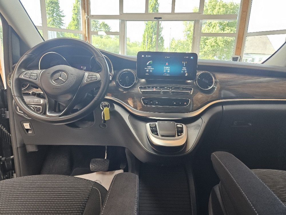 Mercedes-Benz V 300d Lang 4MATIC Edition - Samsaru's Car Outlet