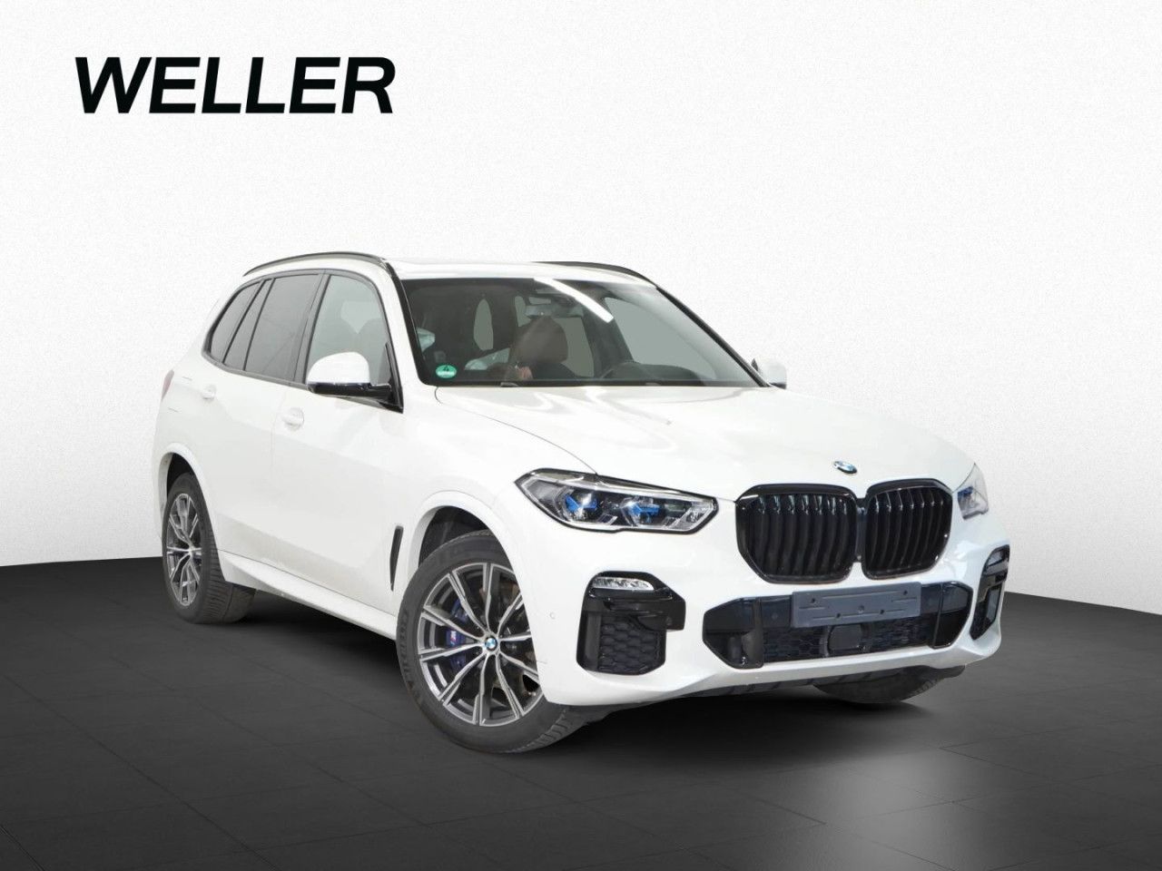 BMW X5 xDrive45e M-Sport SkyLou B&W TV+ NightVision
