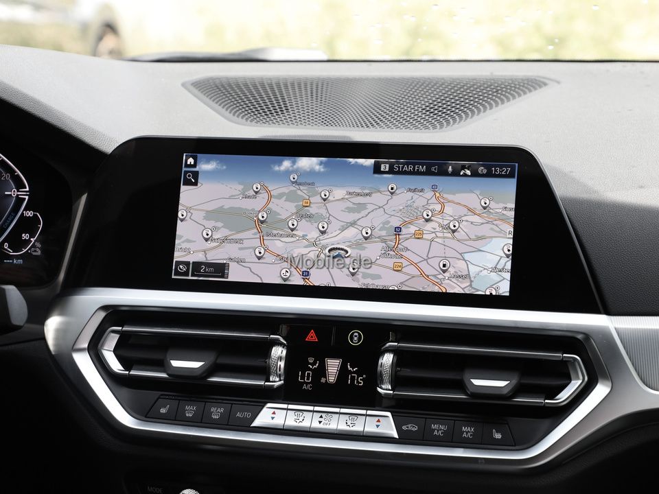 BMW 320e Touring M Sport - Samsaru's Car Outlet