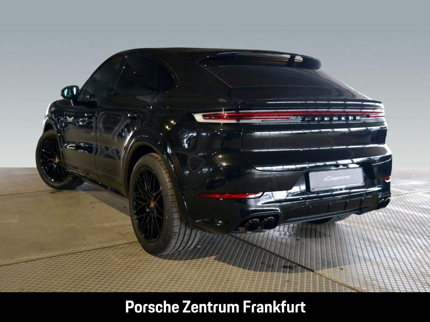 Porsche Cayenne E-Hybrid Coupe BOSE Luftfederung LED