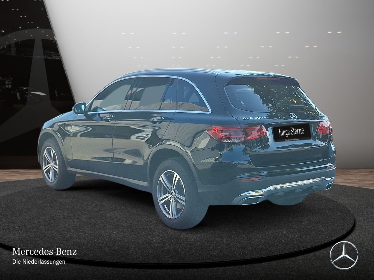 Mercedes-Benz GLC 300 de 4M - Samsaru's Car Outlet