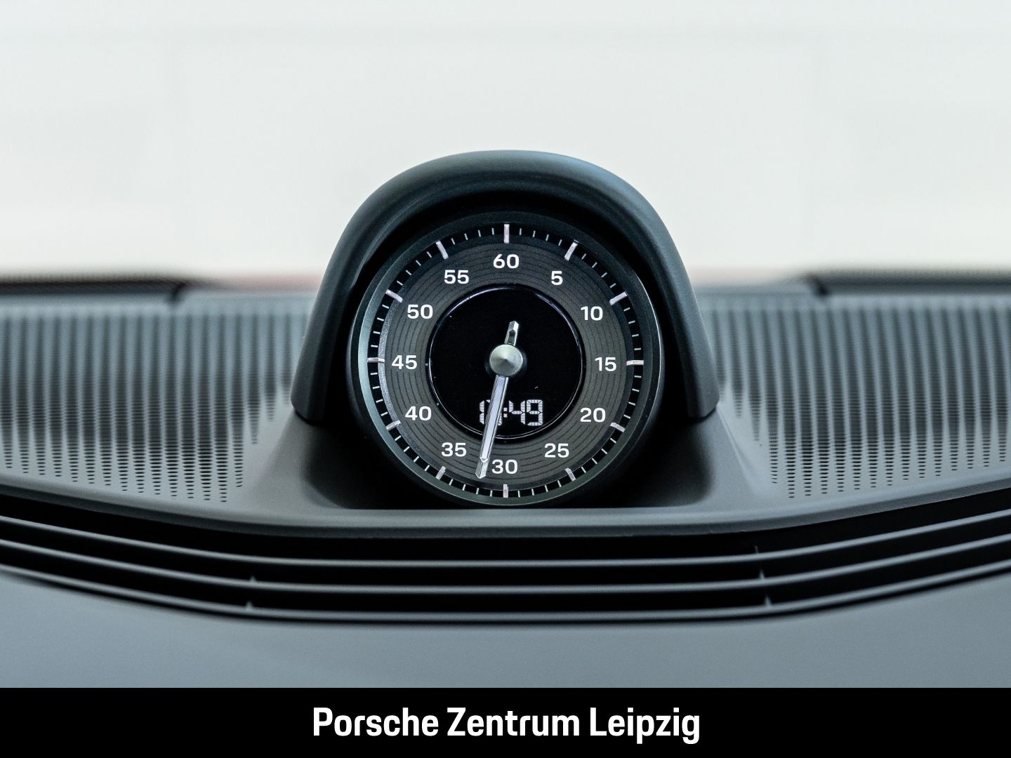 Porsche Taycan Turbo S Cross Turismo Burmester PCCB