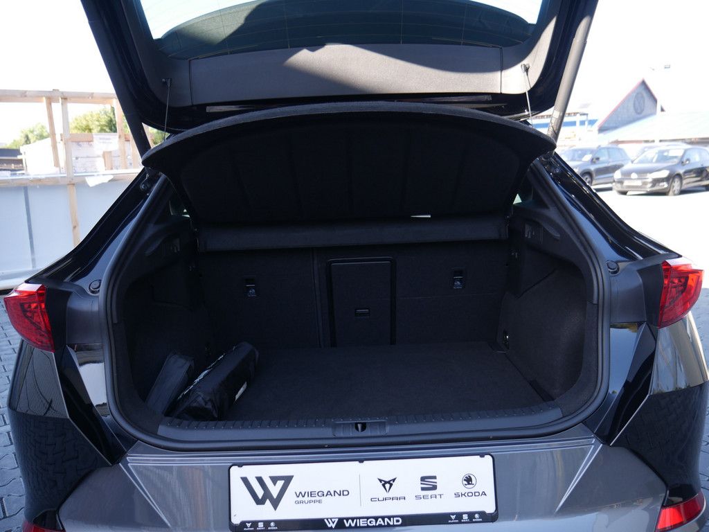 Cupra Formentor 2.0 TSI VZ NAVI AHK ACC LED PANO BEATS