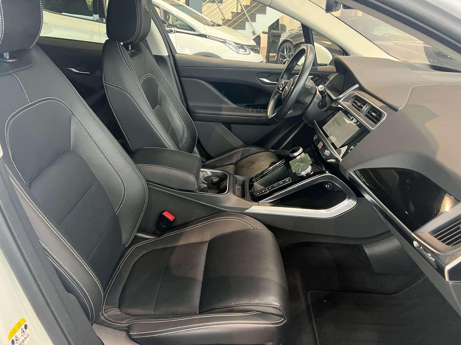 Jaguar I-Pace BLACK PACK+LUFTFAHRWERK+HEAD-UP+ KAMERAS+