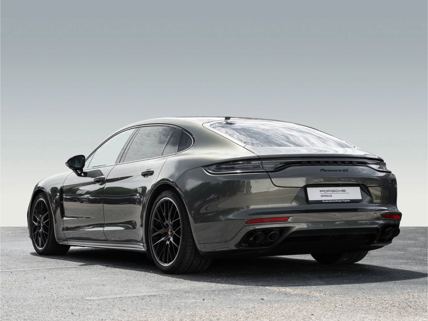 Porsche Panamera 4S Executive Sport Chrono Paket 21-Zoll