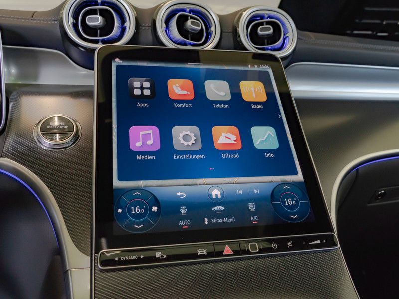 Mercedes-Benz GLC 300 d 4M AMG-Sport/Pano/AHK/Night/Distr/20'