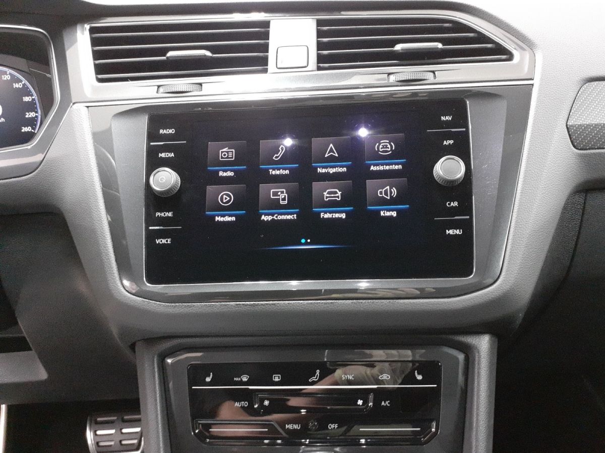 Volkswagen Tiguan 1.5TSI R-Line - Samsaru's Car Outlet