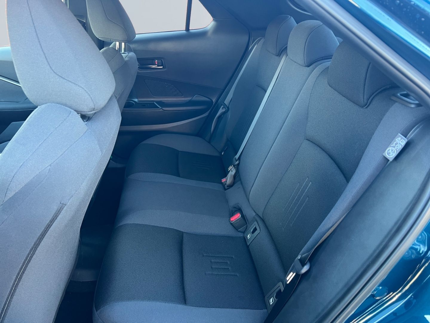 Toyota C-HR 2.0 Plug-in-Hybrid Teamplayer *LED*CAM*