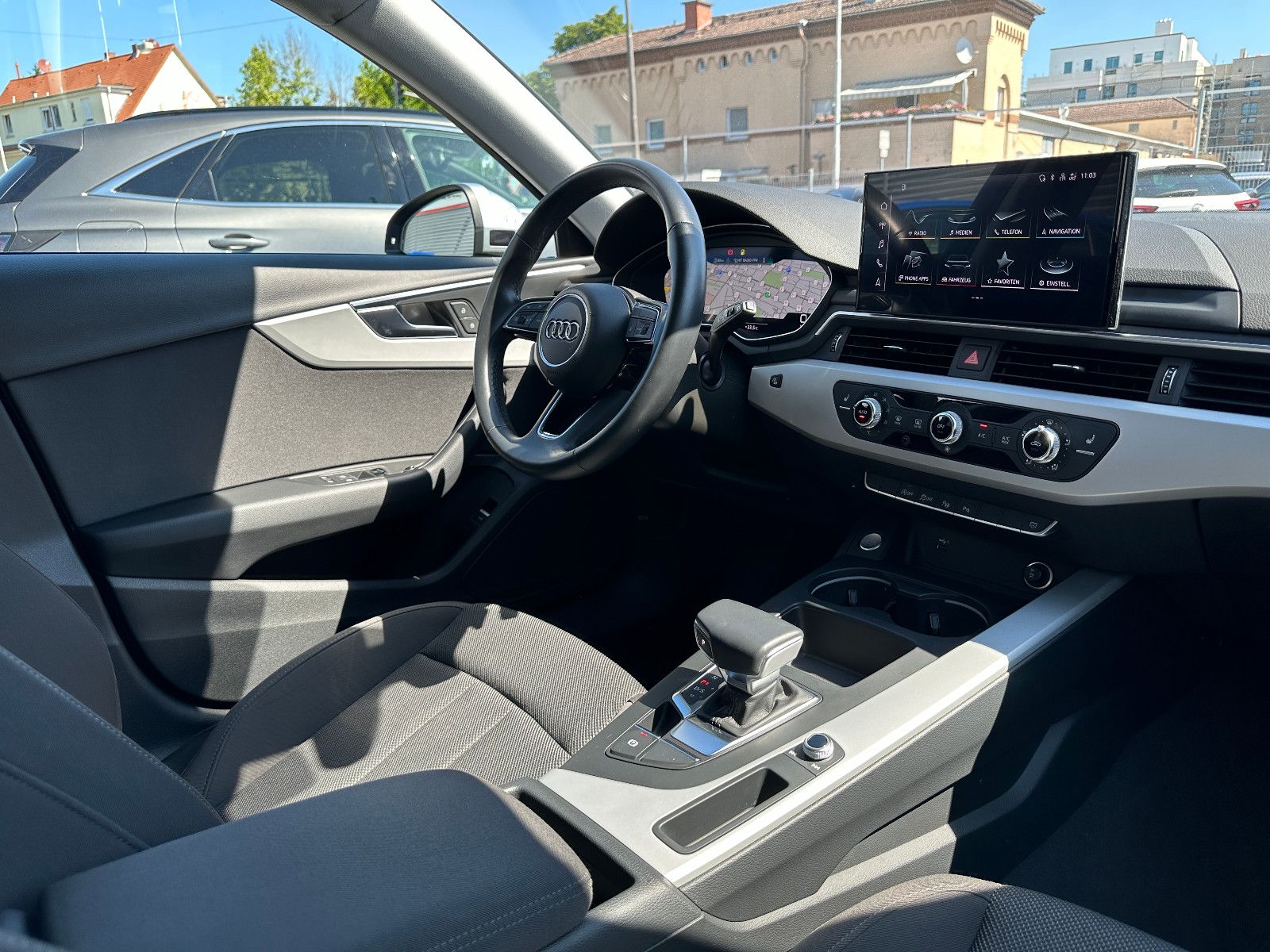 Audi A4 Av. 35TDI advanced - Samsaru's Car Outlet