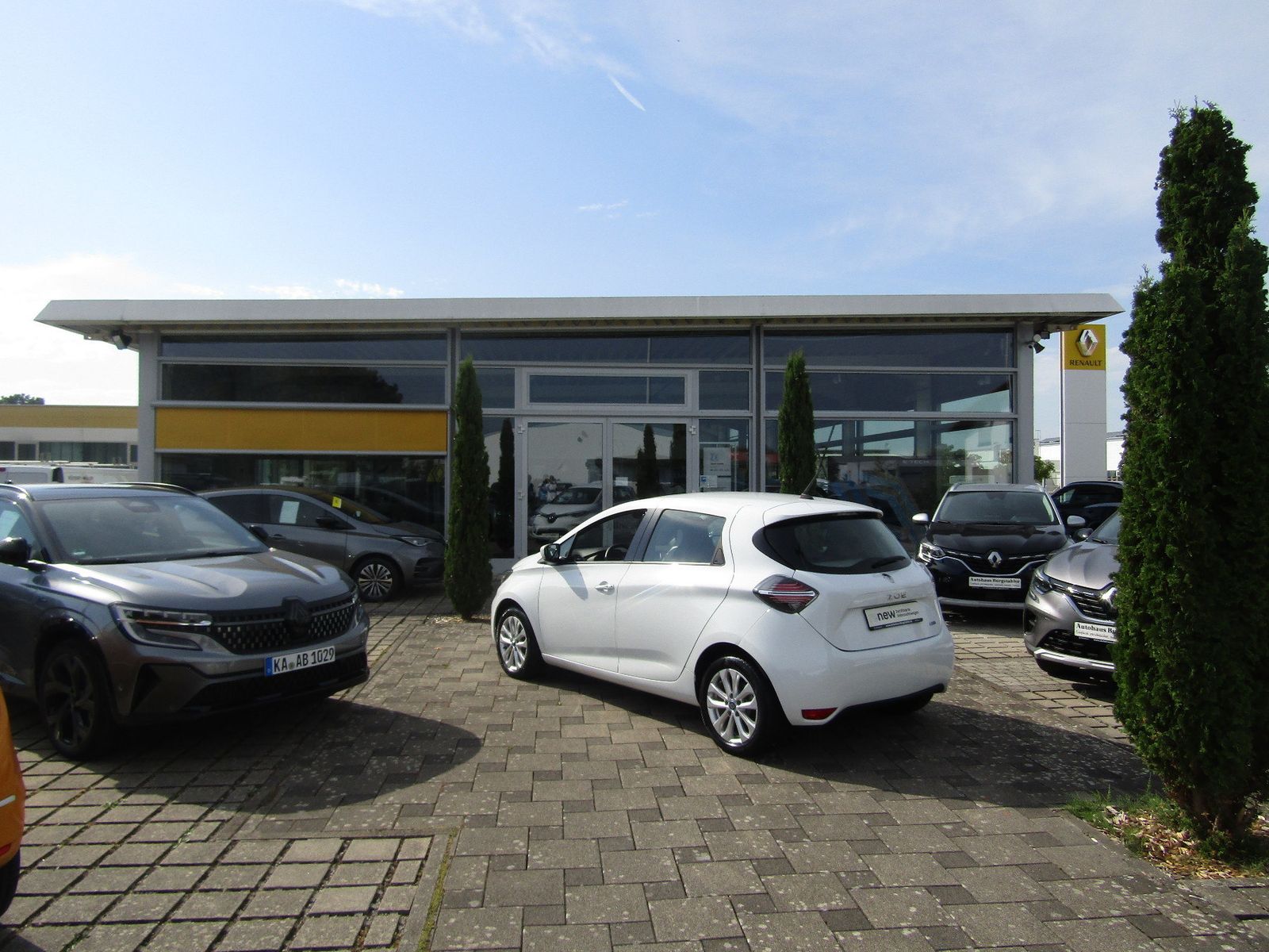 Renault ZOE Experience R110 - Samsaru's Car Outlet