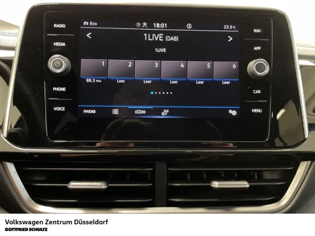 Volkswagen T-Roc 1.5 TSI DSG R-Line - Samsaru's Car Outlet