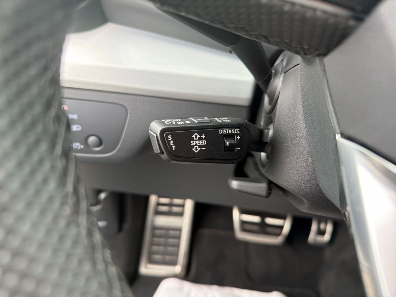 Audi Q5 S line 40 TFSI qu AHK/Matrix/Kam/ACC/PBox/20"