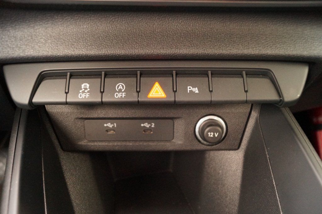 Audi A1 Sportback 25 TFSI automatik Pro Line -NAVI-EC