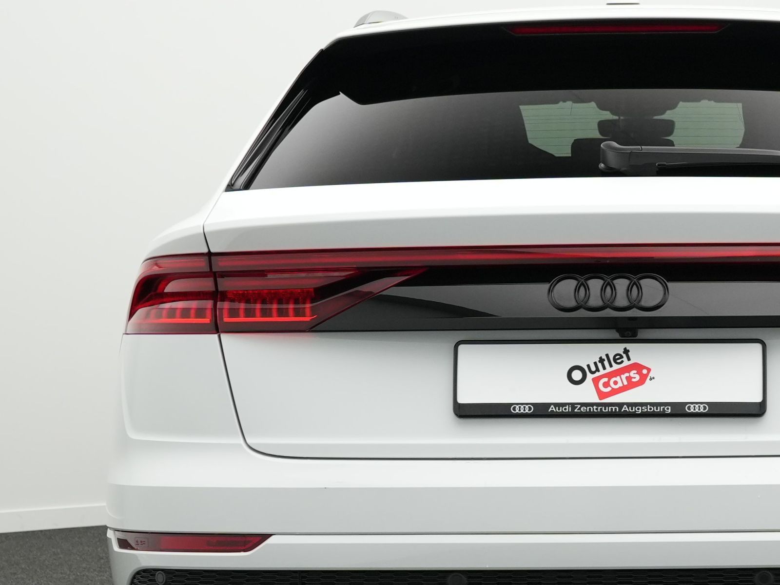 Audi Q8 50 TDI qu. 2x S line Allr.Lenk*PANO*AHK*StdHz