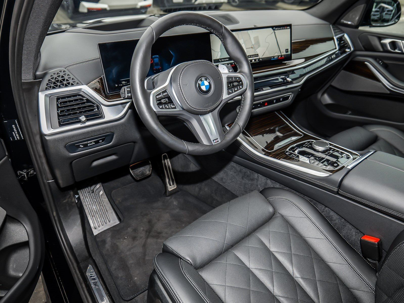 BMW X5 xDrive40d M SPORT PRO+AHK+PANO+HuD+DA PROF+36
