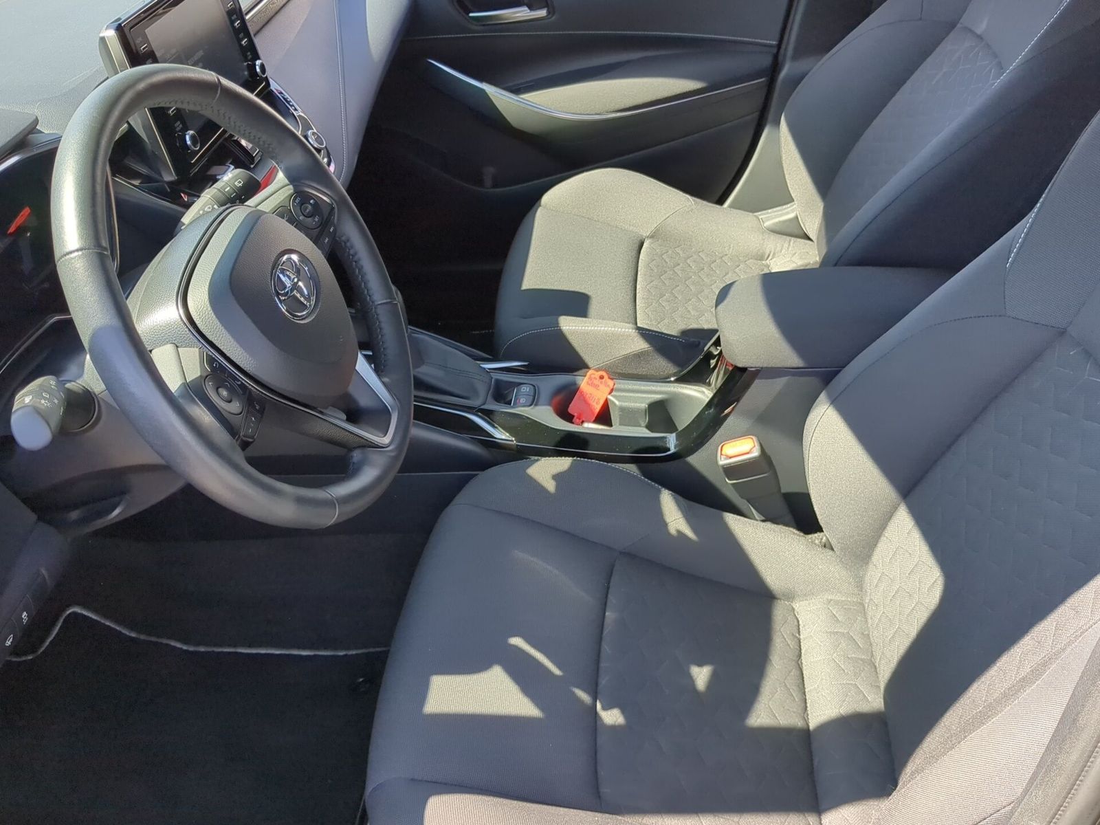 Toyota Corolla Touring Sports 2.0 Team - Samsaru's Car Outlet