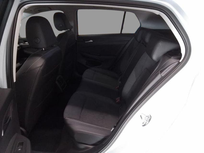 Volkswagen Golf VIII Style 1.5 eHybrid DSG MATRIX+APP+NAVI