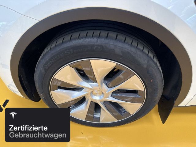 Tesla Model Y Rear-Wheel Drive
