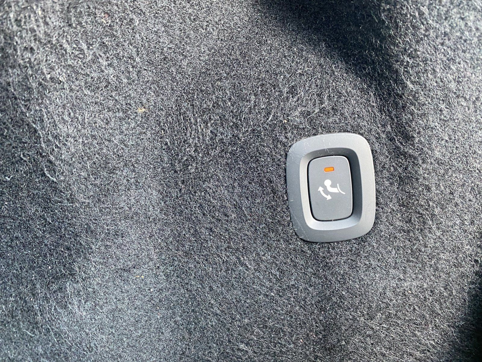Volvo XC60 T8 R Design LED*AHK*