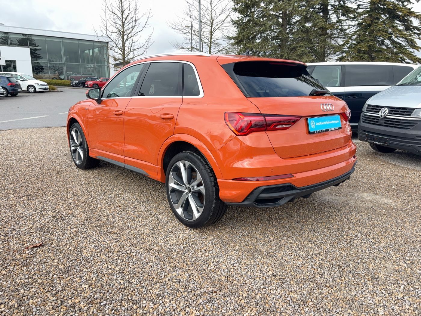 Audi Q3 S line TDI S tronic Kamera/Pano/AHK/ACC/LED