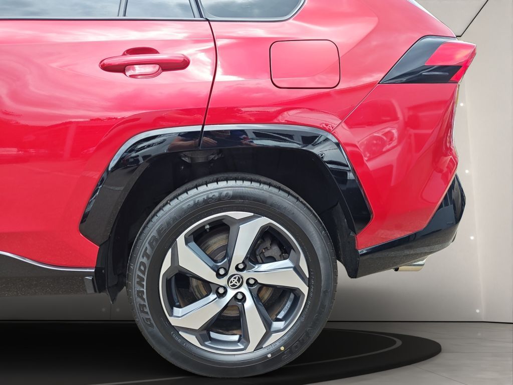 Toyota RAV 4 Plug-in-Hybrid - Samsaru's Car Outlet