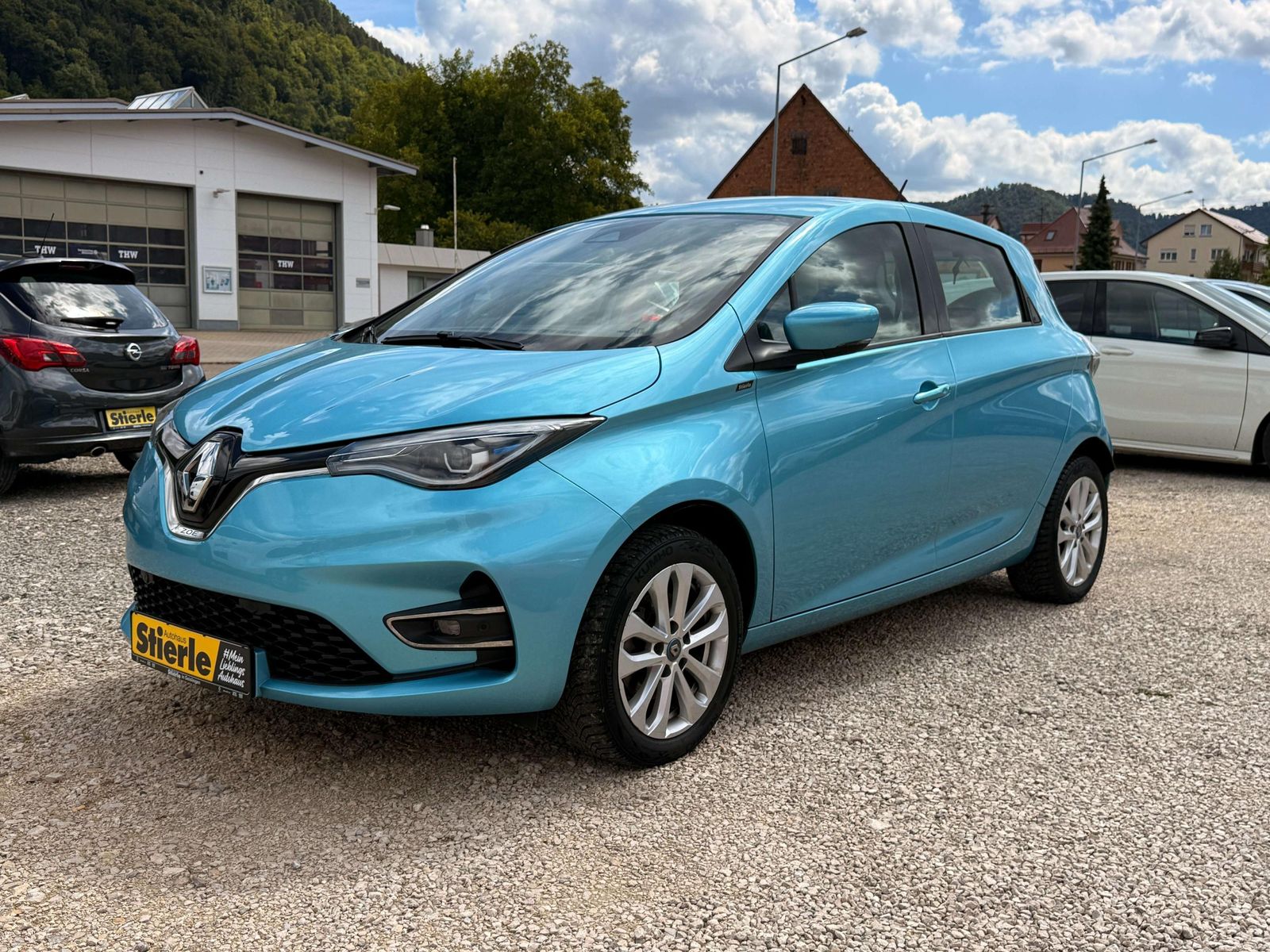 Renault ZOE EXPERIENCE R110 Z.E. 50 - Samsaru's Car Outlet