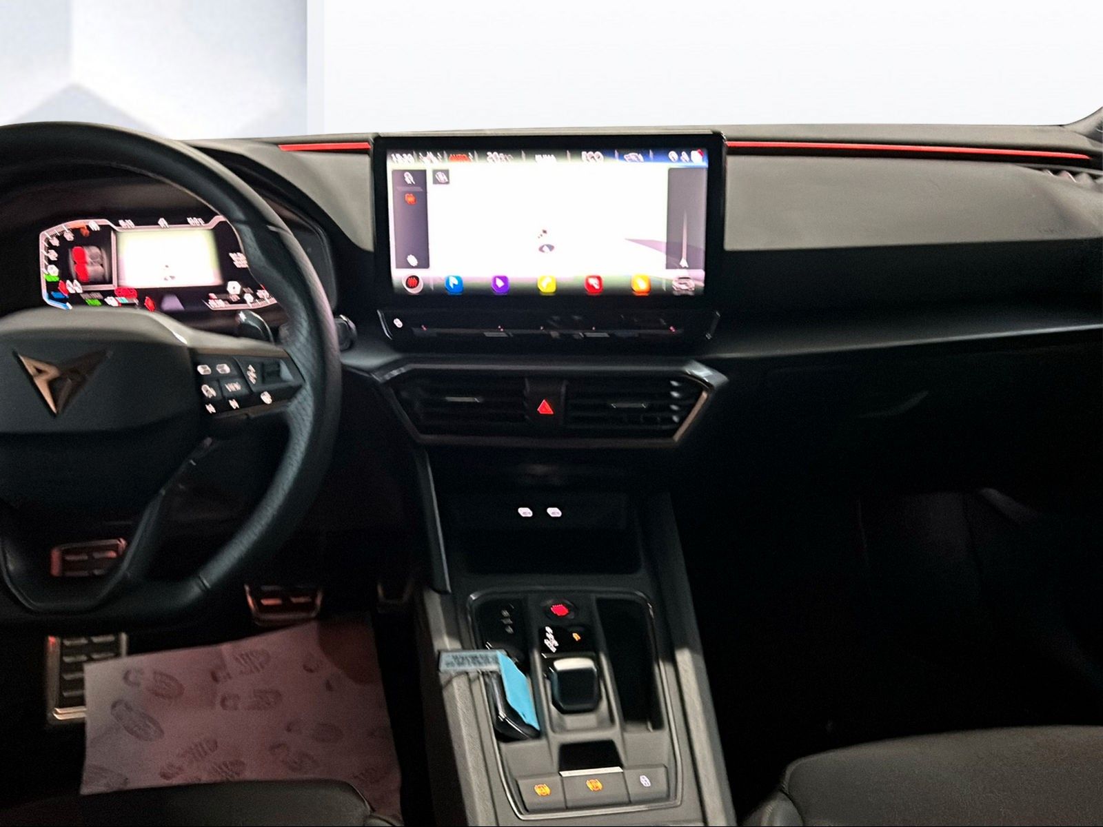 Cupra Leon 1.4 e-HYBRID - Samsaru's Car Outlet
