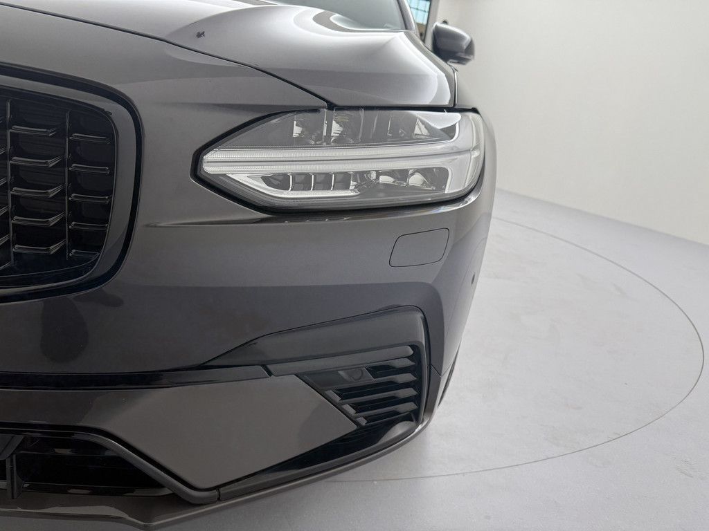 Volvo S90 T8 Plus Dark Plug-In Hybrid AWD